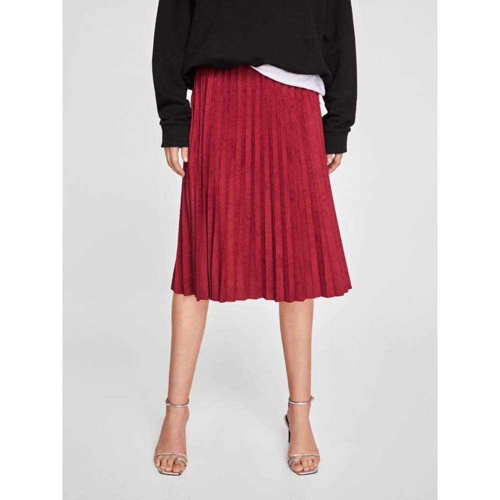 Eden in Love | Faux Suede Pleated Midi Skirt